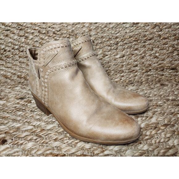 BareTraps Boots Women’s 9 Tan Brown Gerty Booties Ankle Boot Heels Comfort Shoe - Picture 5 of 12